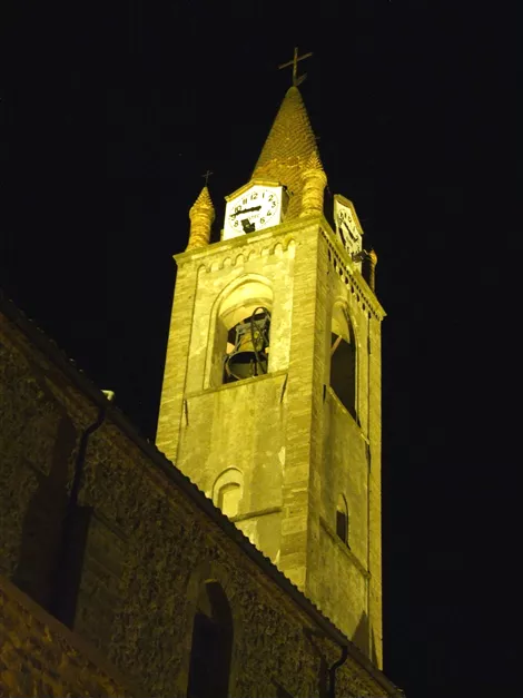 Campanile illuminato